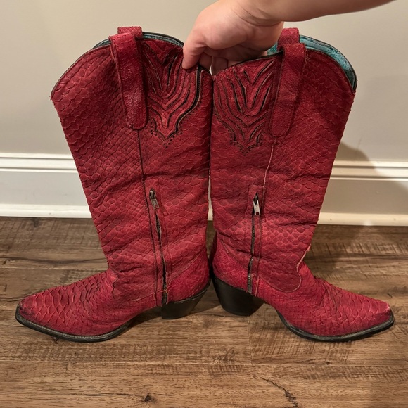 Corral Red Python Cowboy Boots - Picture 4 of 8